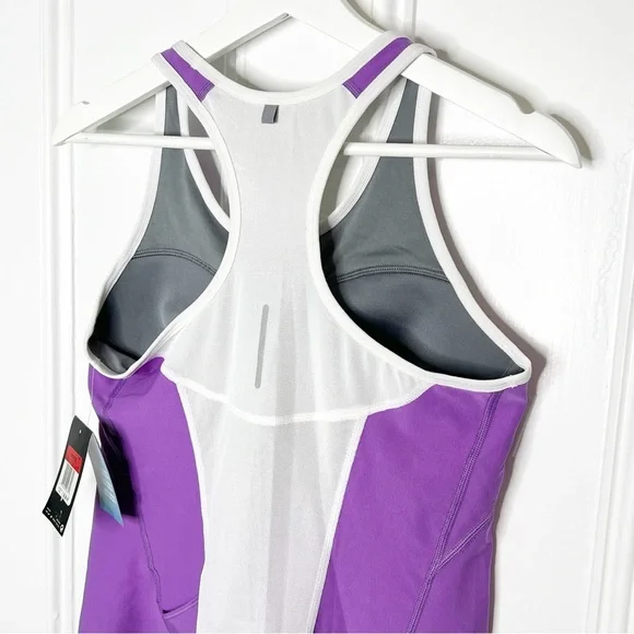 NWT Nike Purple Racerback Tank Top with Built in Bra Size Large Running - Picture 4 of 8